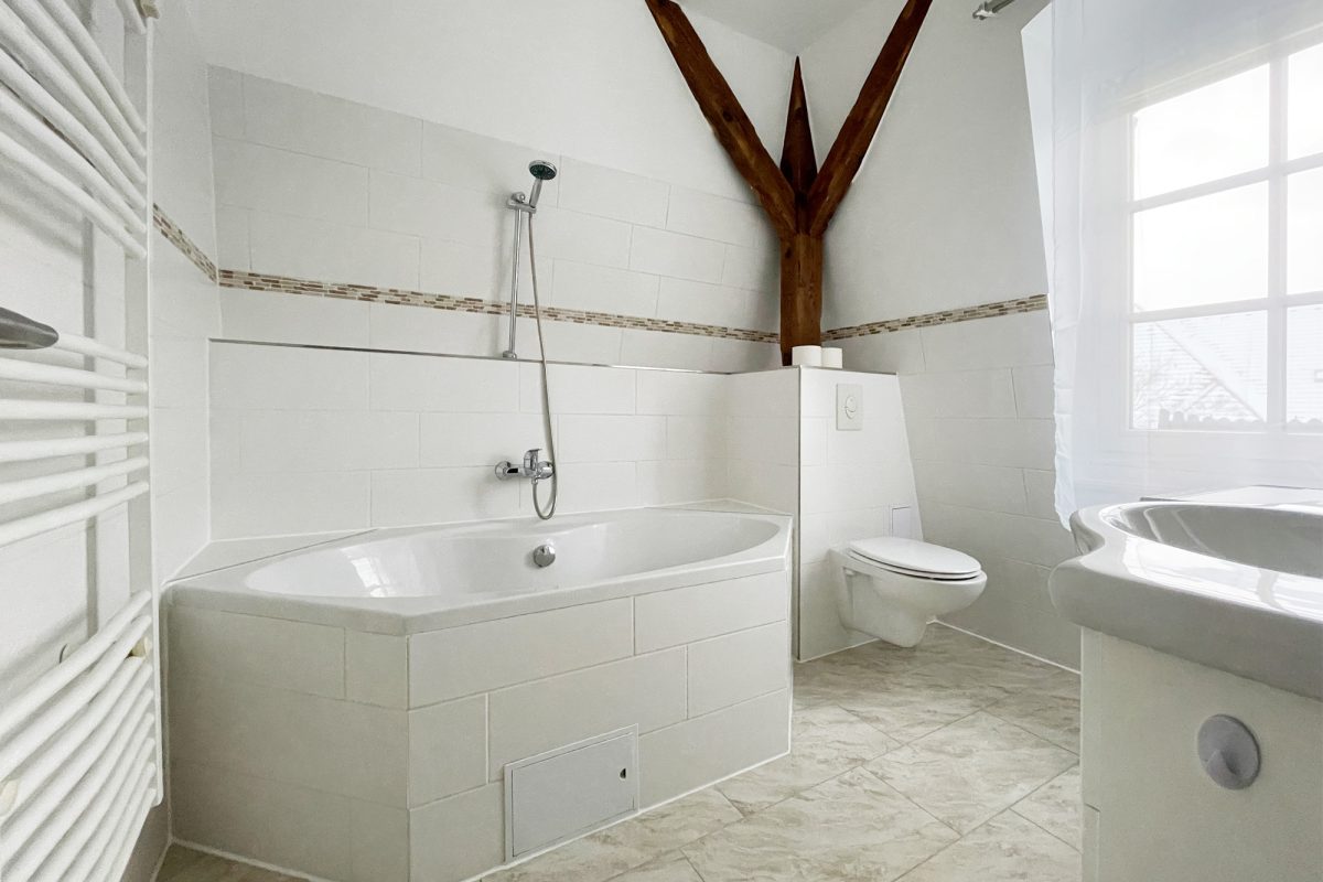 Apartment, Ferienwohnung, Unterkunft, Hotel, Pension, Zimmer, Berlin, Marzahn, Alt-Marzahn, möblierte Wohnung, ruhig, Marzahner Krug, günstig, Übernachtung, Monteurwohnung, Monteurunterkunft, Monteurzimmer